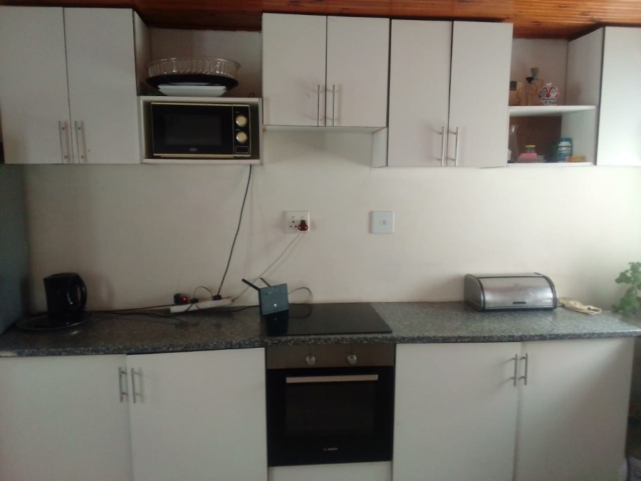  Bedroom Property for Sale in Valhalla Park Western Cape